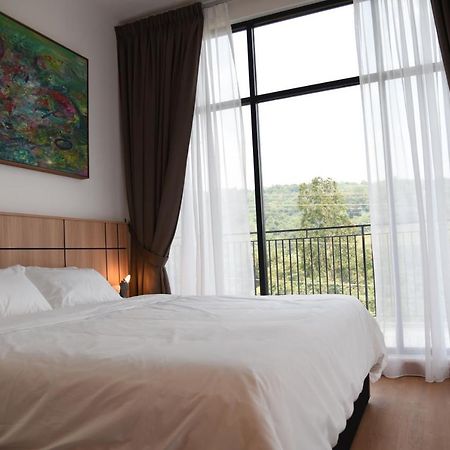 Jenderam Hill Villa Sepang Buitenkant foto